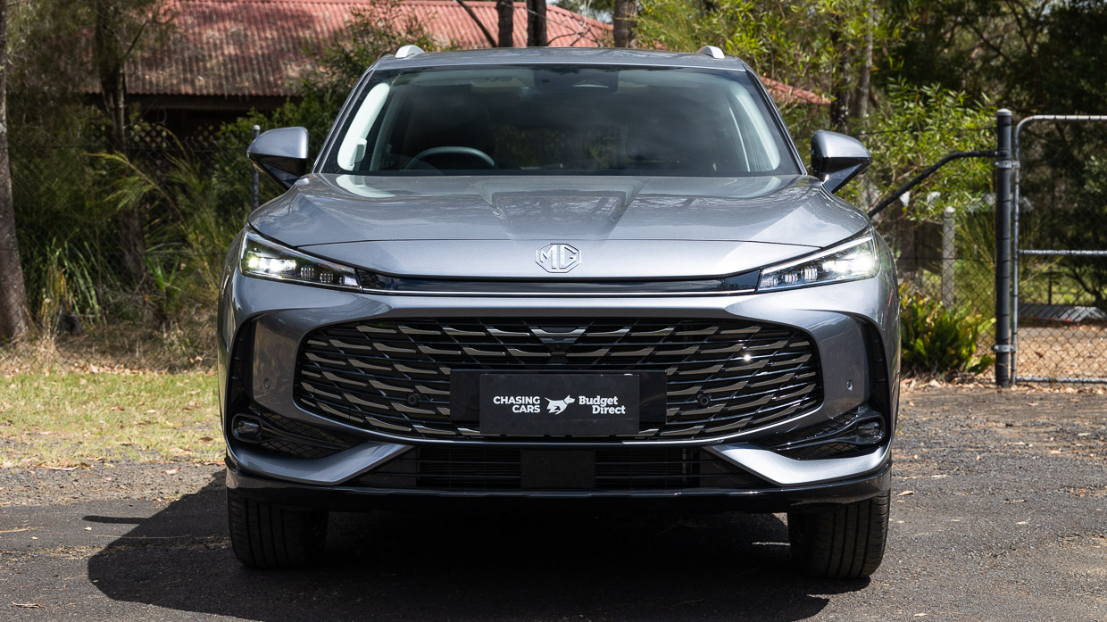 MG HS Essence 2025 front