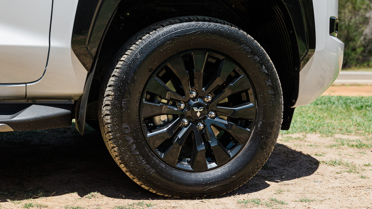 Mitsubishi Triton GSR 2025 LT wheel