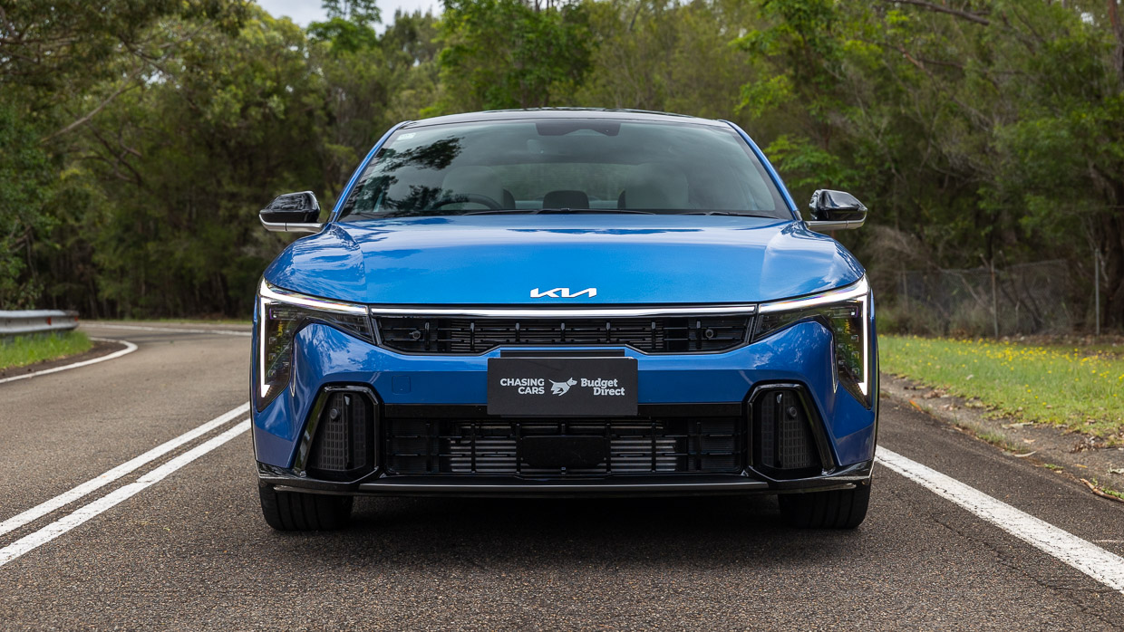 Kia K4 GT-Line 2025 front