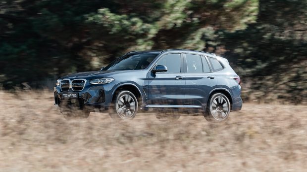 BMW iX3 M Sport EVOTY 2024 front