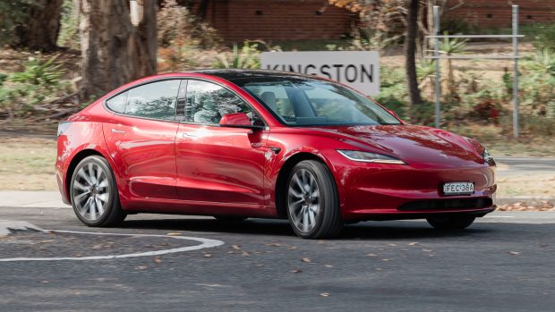 Tesla Model 3 Long range 2024 town