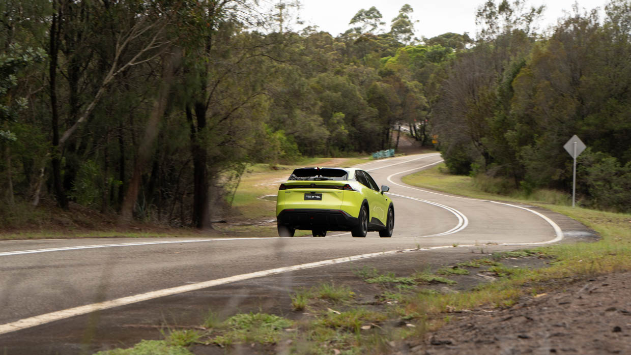 Deepal S07 2025 driving rear 5