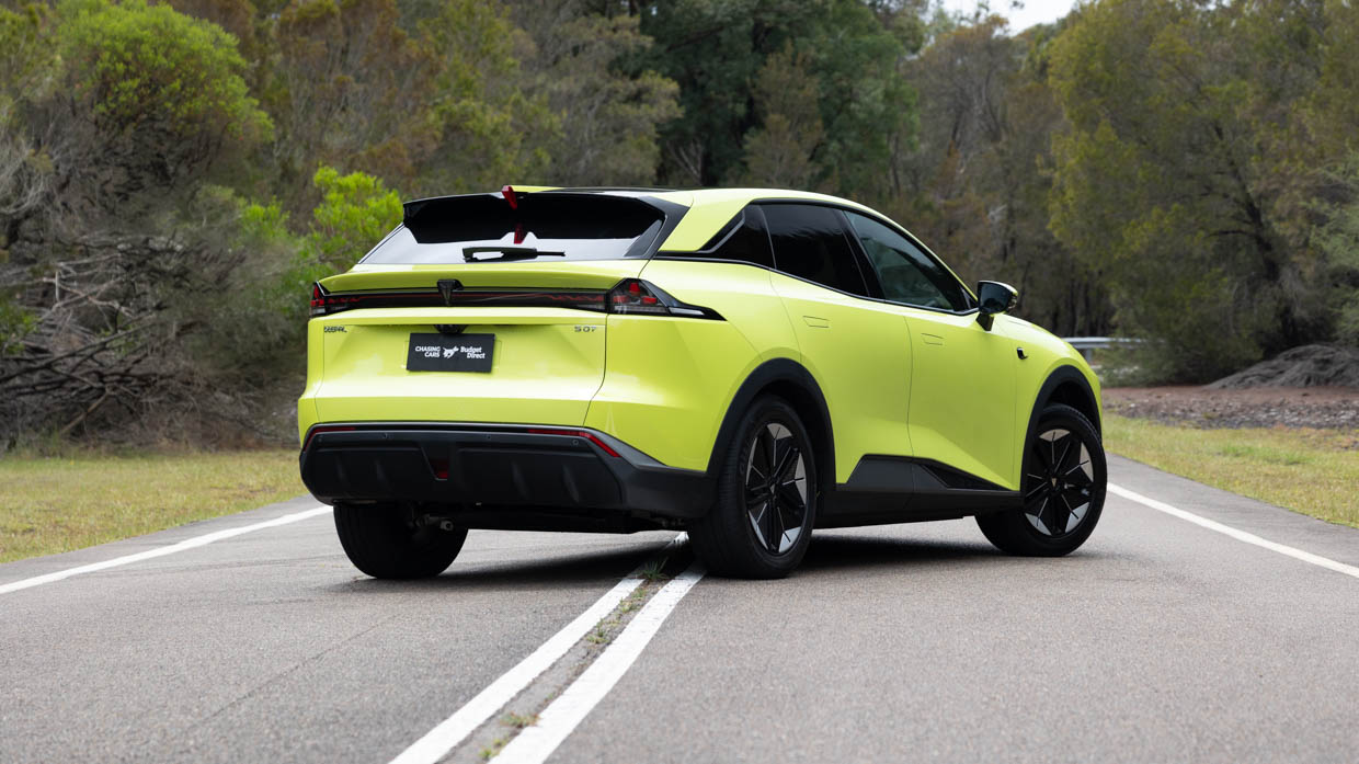 Deepal S07 2025 rear 3/4