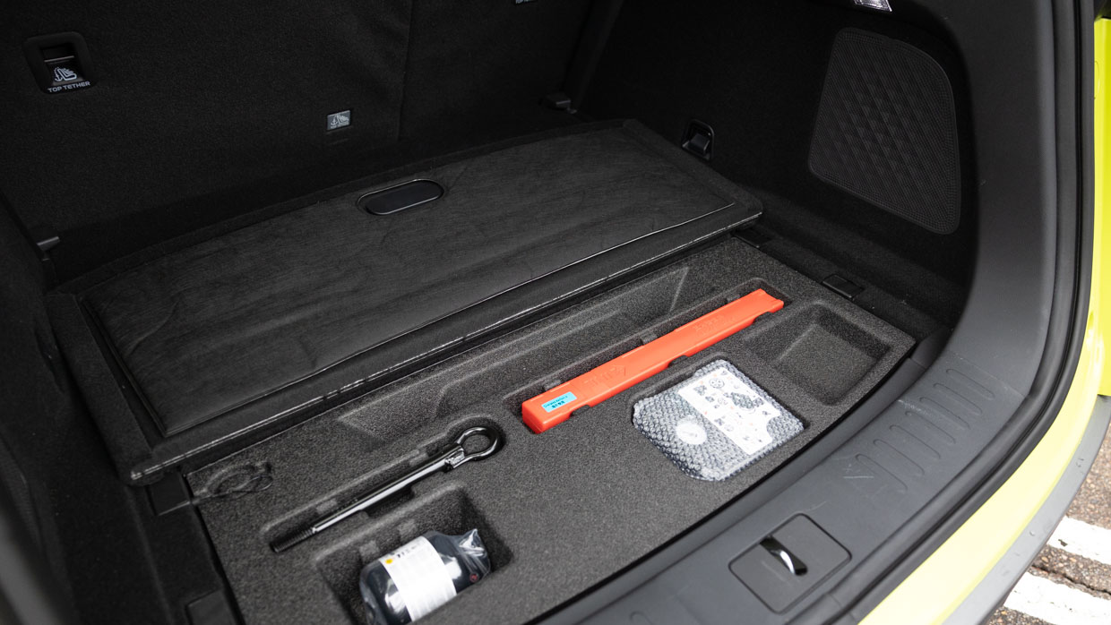 Deepal S07 2025 boot 2