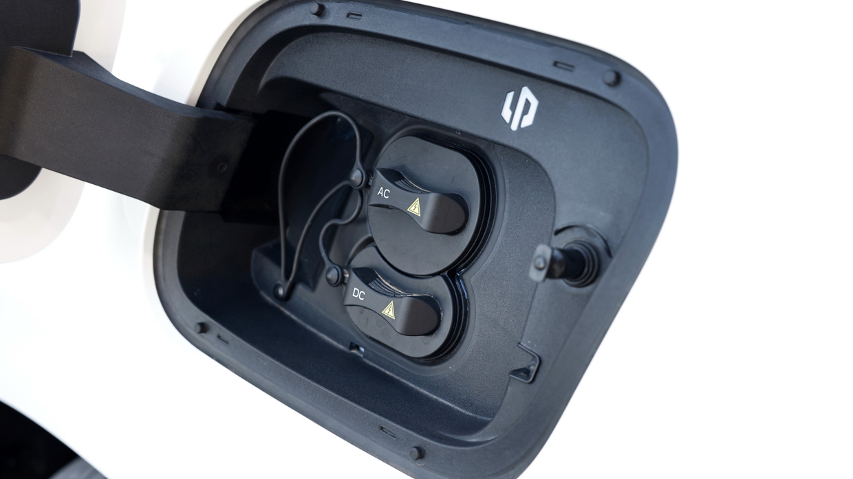 Leapmotor C10 Design 2025 plug