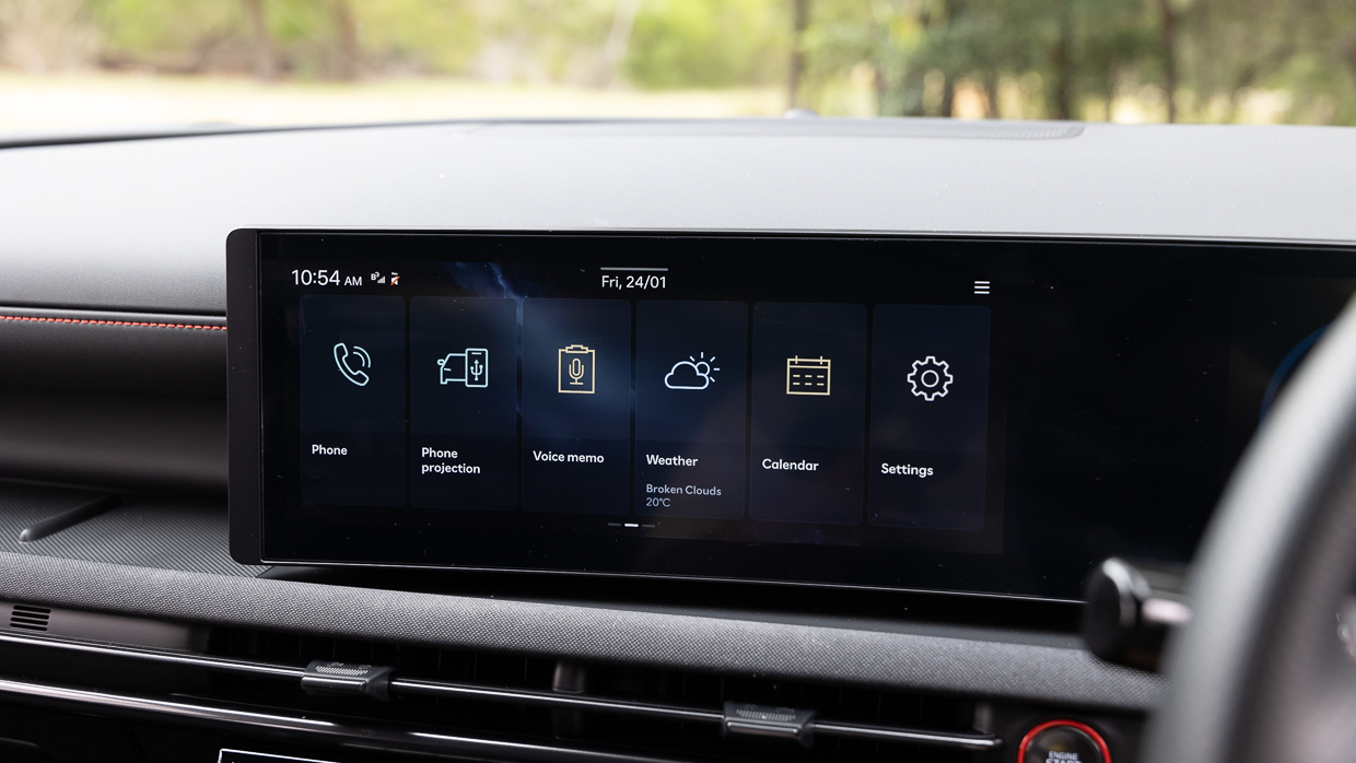 Hyundai Tucson Elite Hybrid LT 2025 interior screen 3