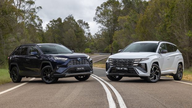 Hyundai Tucson Elite Hybrid LT 2025 V RAV4