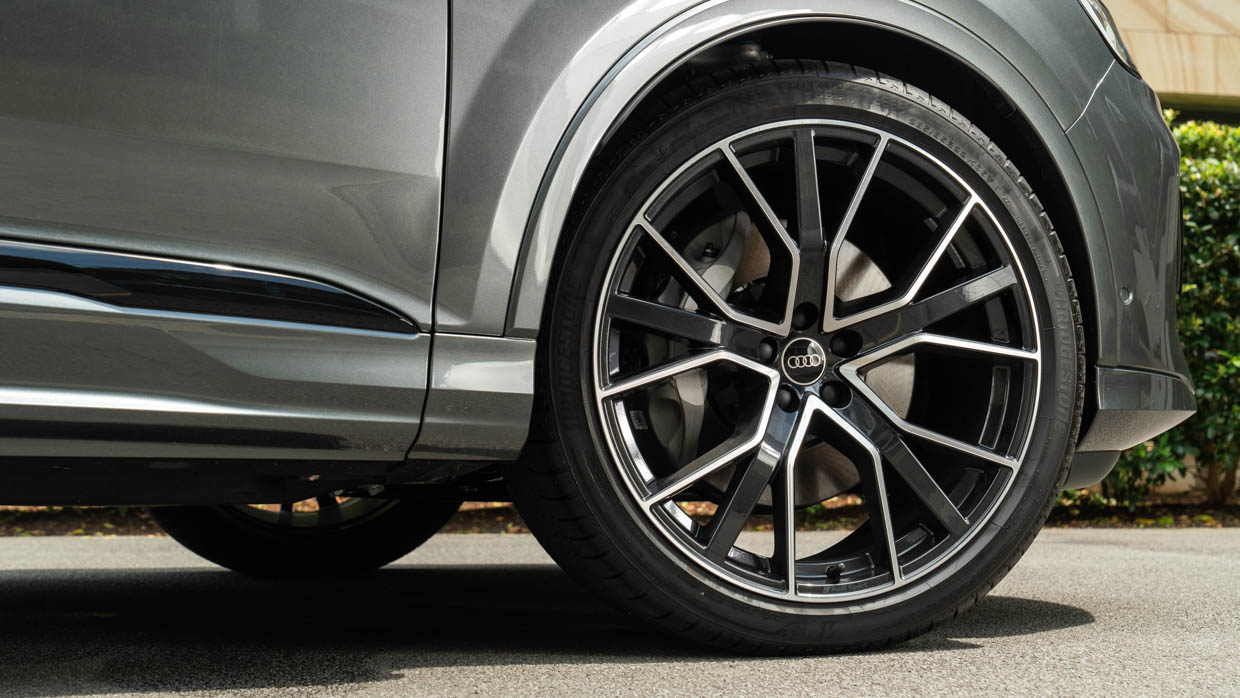 Audi Q7 55 TFSI 2025 wheel