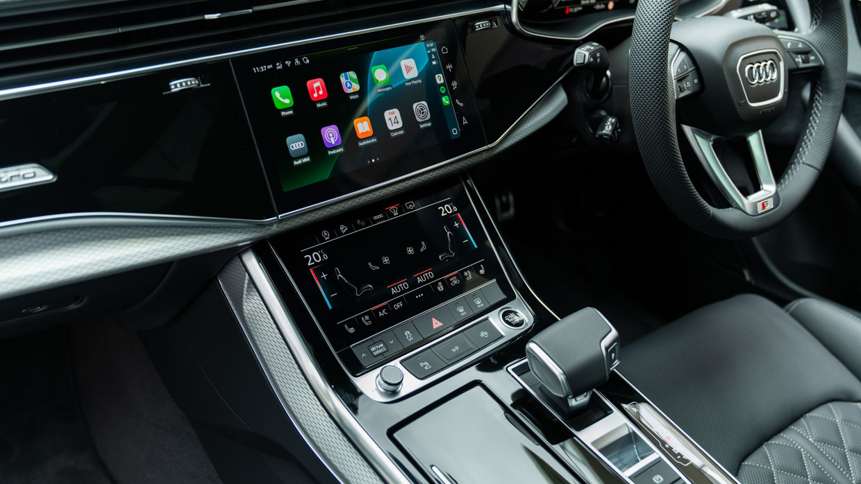 Audi Q7 55 TFSI 2025 detail