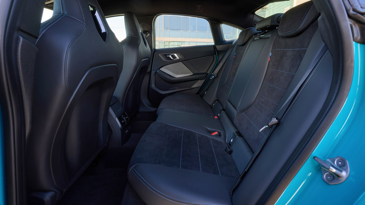 BMW M235 xDrive 2025 back seat