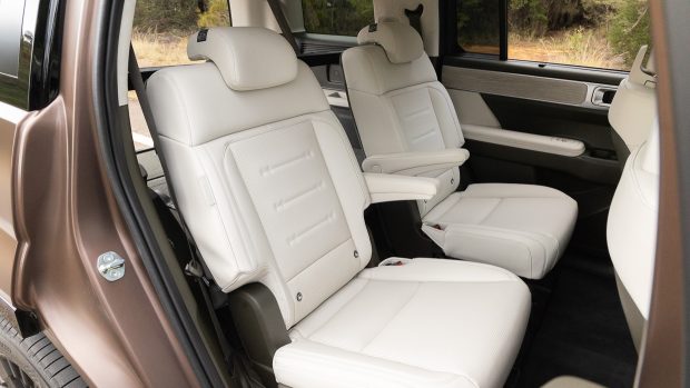 Hyundai Santa Fe hybrid Calligraphy 2024 seats