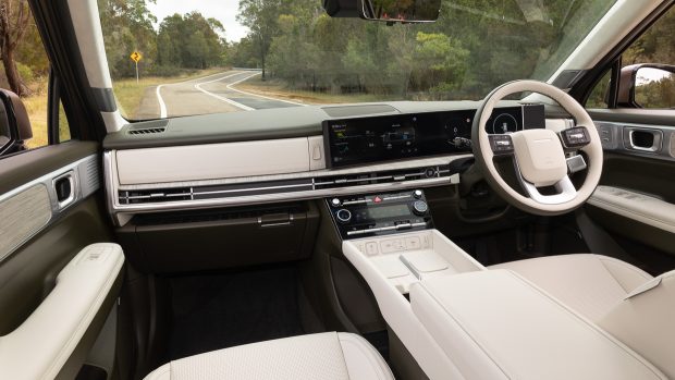 Hyundai Santa Fe hybrid Calligraphy 2024 interior 2