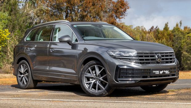 Volkswagen Touareg 210TDI Elegance 2024 front