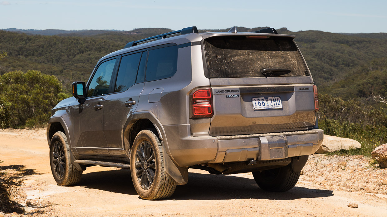 Toyota Prado Kakadu 2025 rear 3/4