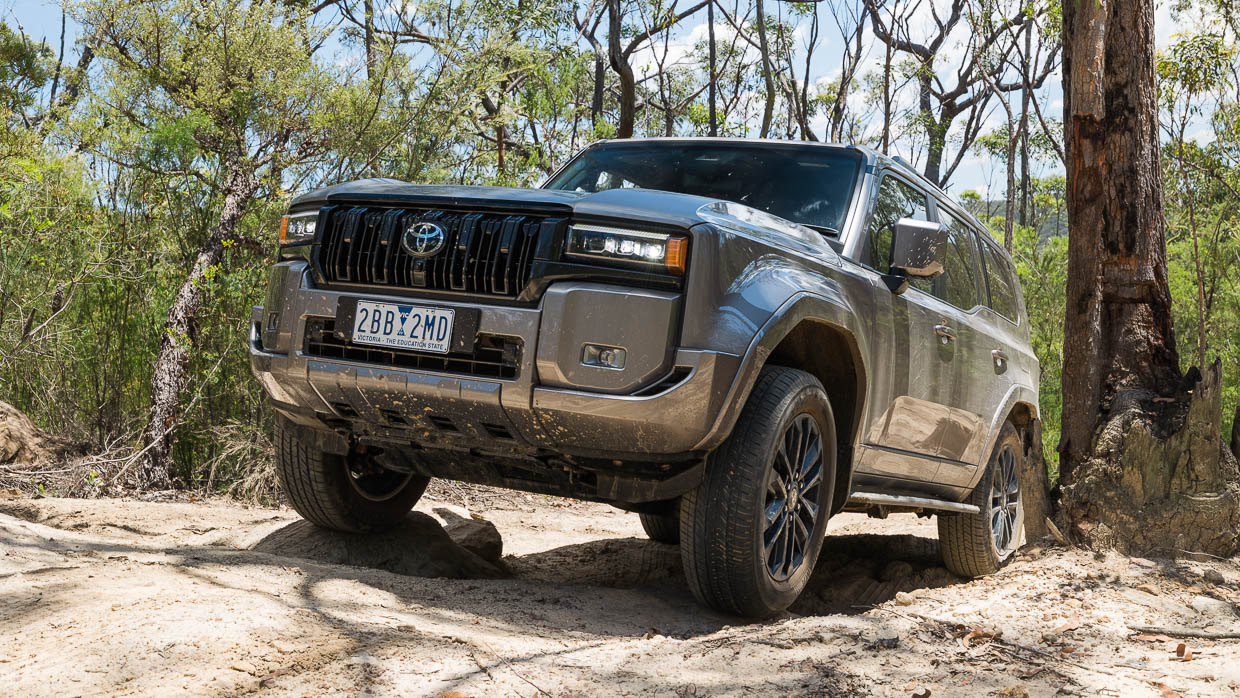 Toyota Prado Kakadu 2025 3/4 front 32