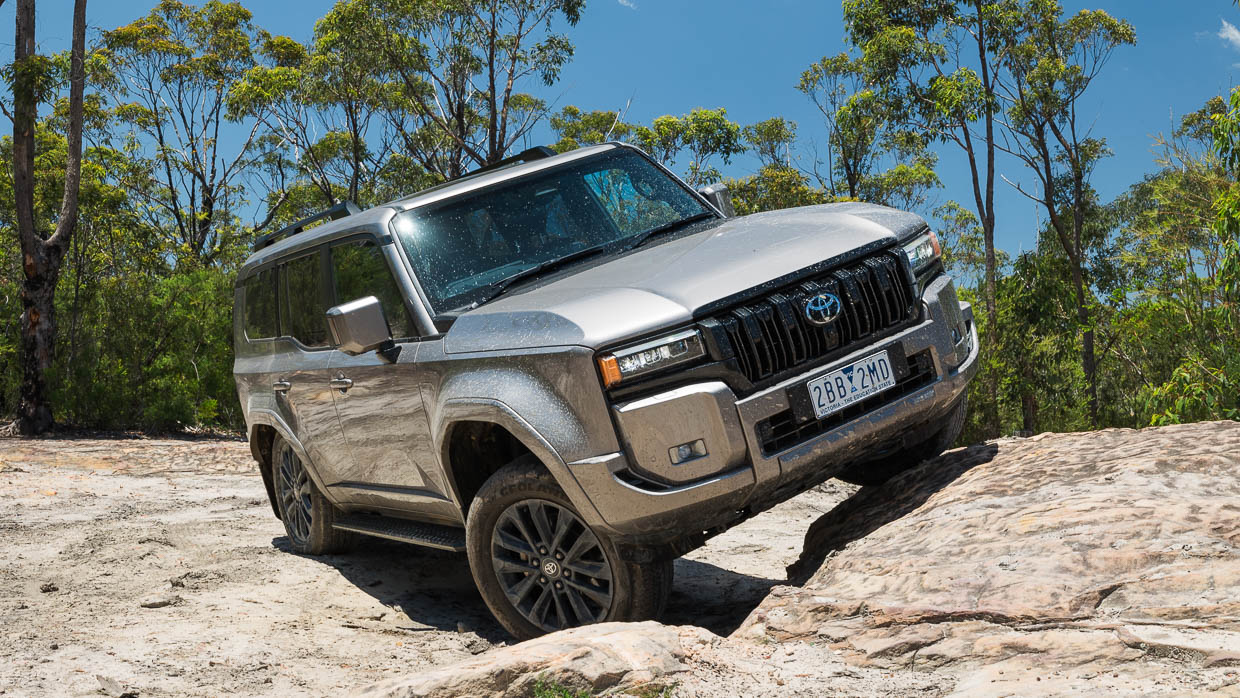 Toyota Prado Kakadu 2025 3/4 front 40