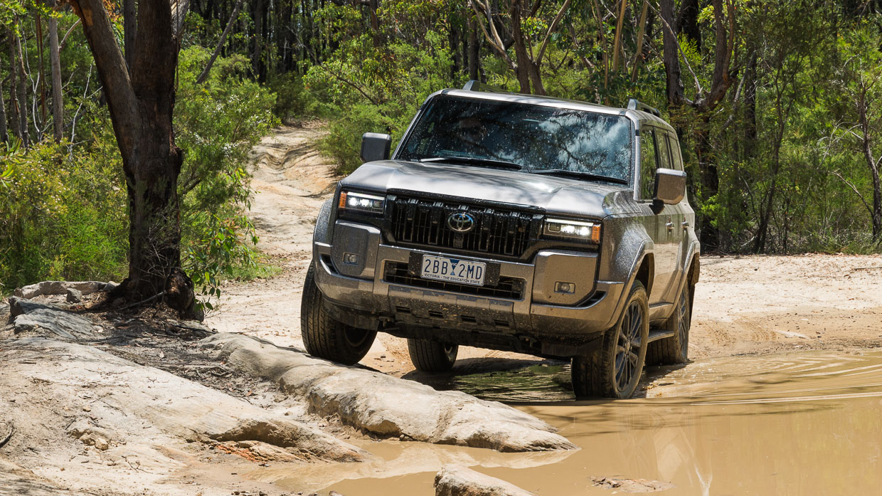 Toyota Prado Kakadu 2025 3/4 front 41