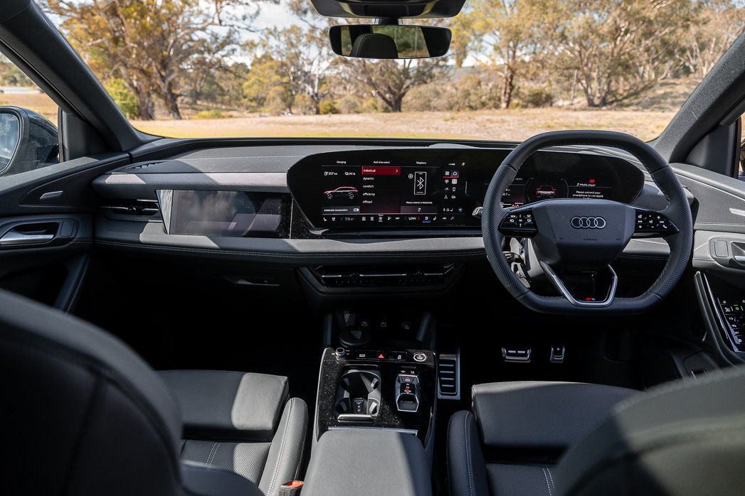 Audi Q6_e-Tron Quattro 2025 interior 2