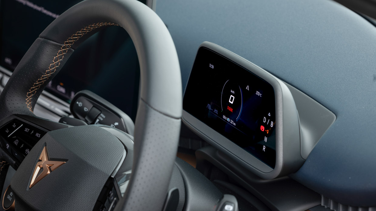 Cupra Tavascan Endurance 2025 interior pack dash