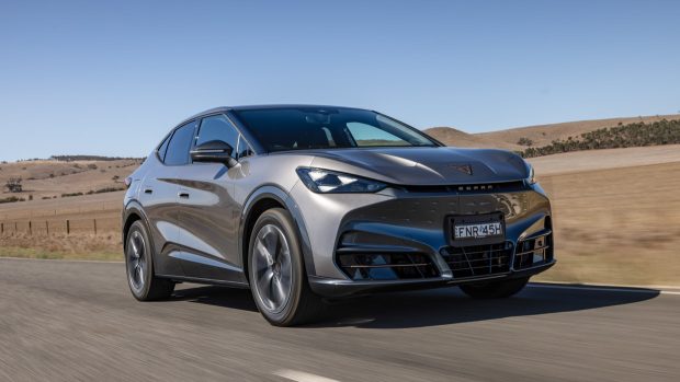 Cupra Tavascan Endurance 2025 driving 3