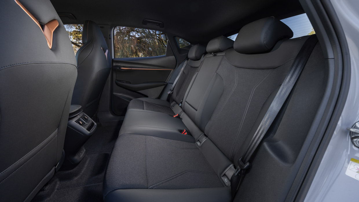 Cupra Tavascan Endurance 2025 interior rear seats