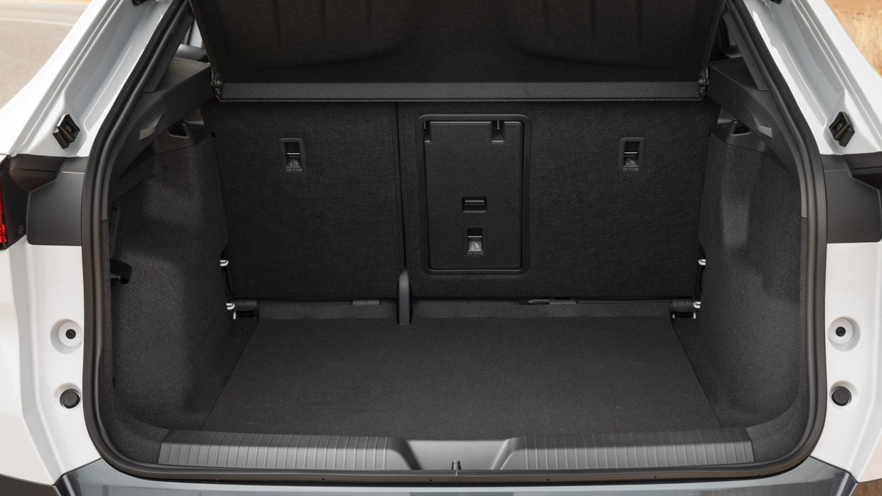 Cupra Tavascan Endurance 2025 interior boot