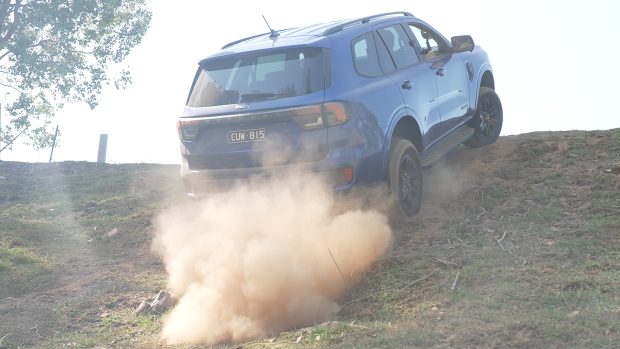 Ford Everest Sport 2025 traction control