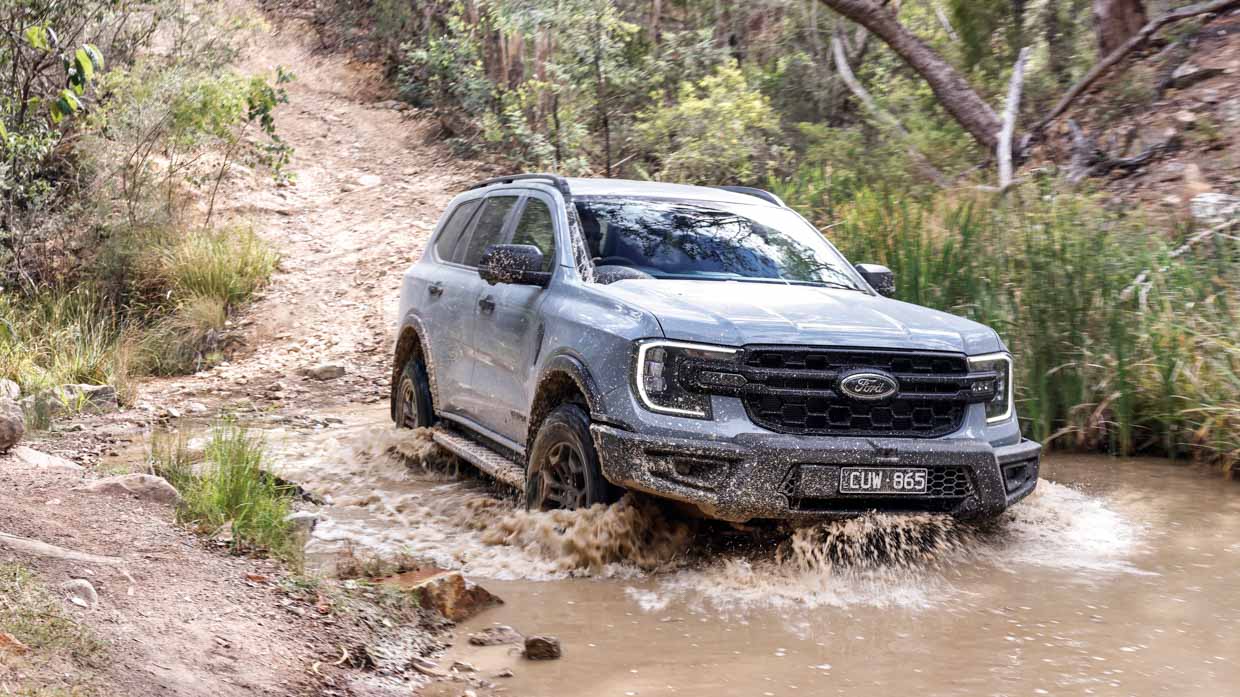 Ford Everest Tremor 2025 water