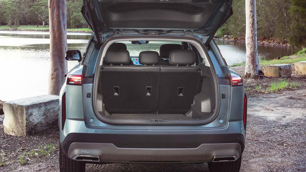 Jaecoo J7 Track 2025 boot