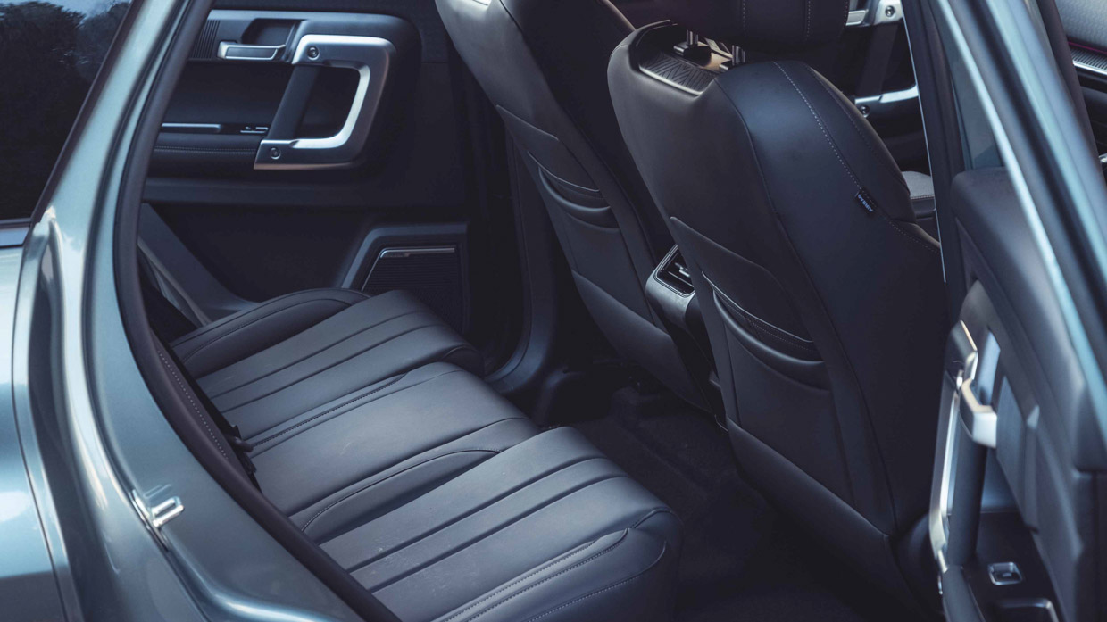 Jaecoo J7 Track 2025 back seat