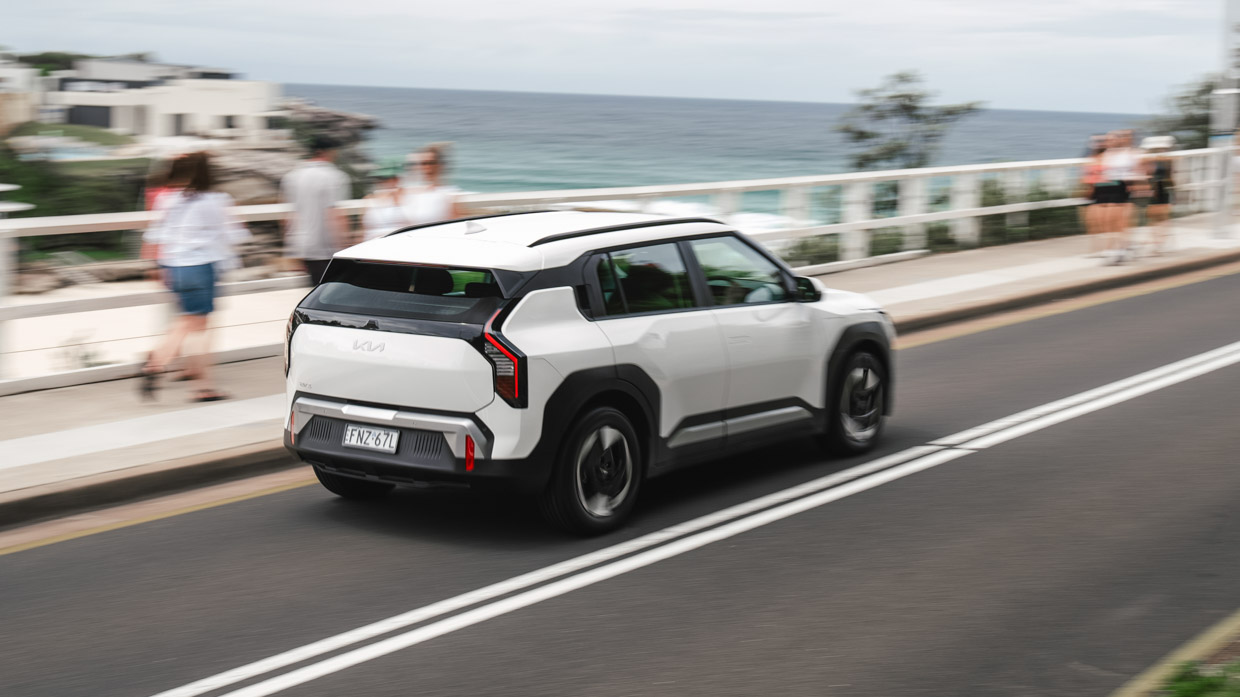 Kia EV3 2025 Air driving rear