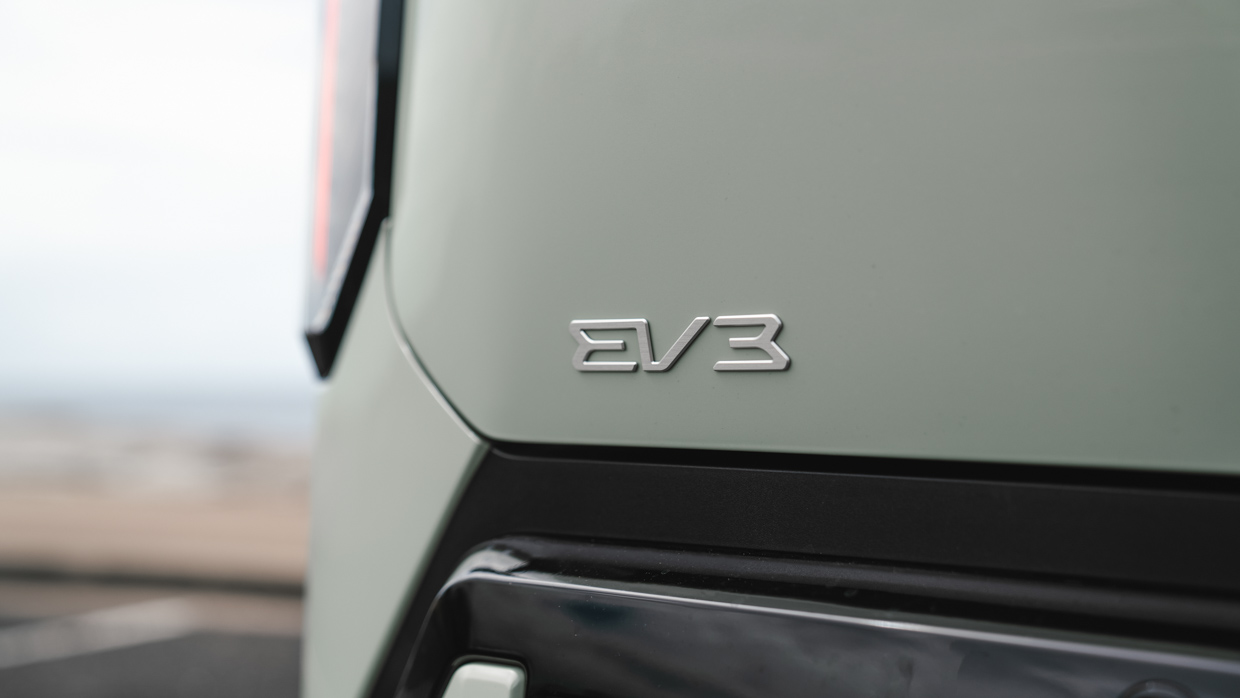 Kia EV3 2025 badge 2