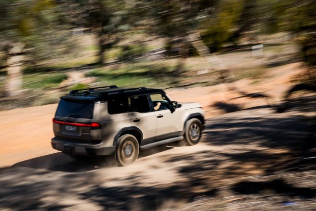 Lexus GX550 Overtrail dirt driving 2