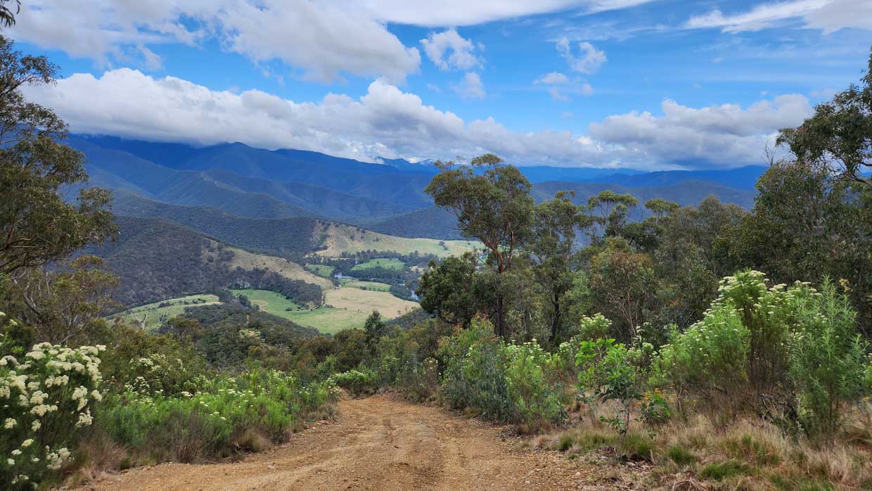 Mitsubishi Triton GSR HC trip 2025 Conway Track 2