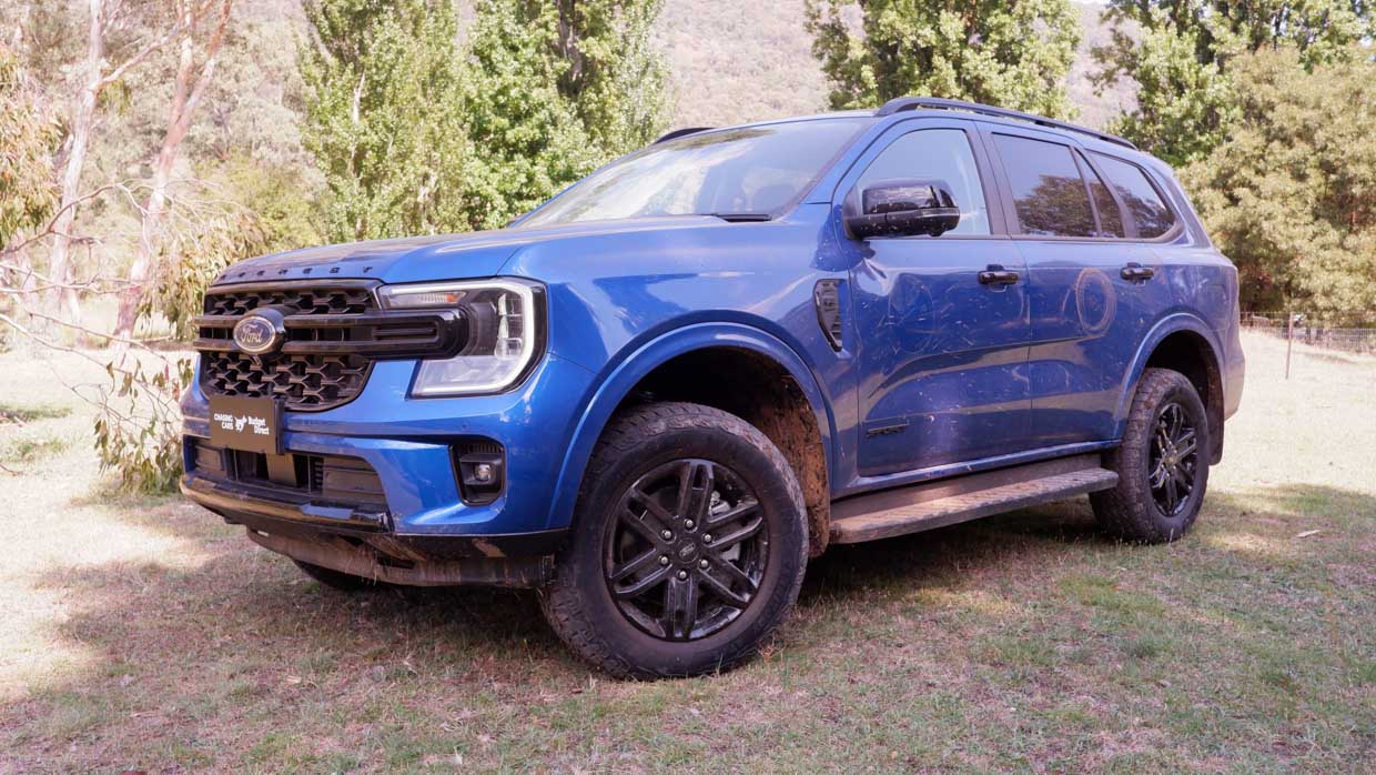 Ford Everest Sport 2025 entrance 3/4