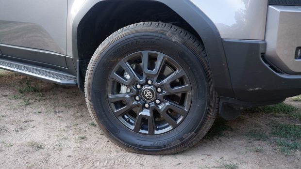 Toyota Prado GXL 2025 wheels