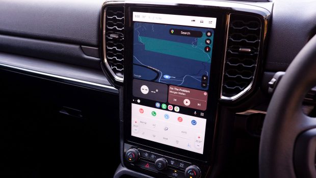 Ford Everest Sport 2025 screen