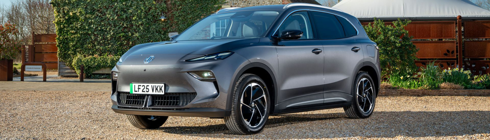 Car news today: Toyota investigating unibody Hilux sibling, Tesla takes top safety score, and more – 23 May 2025