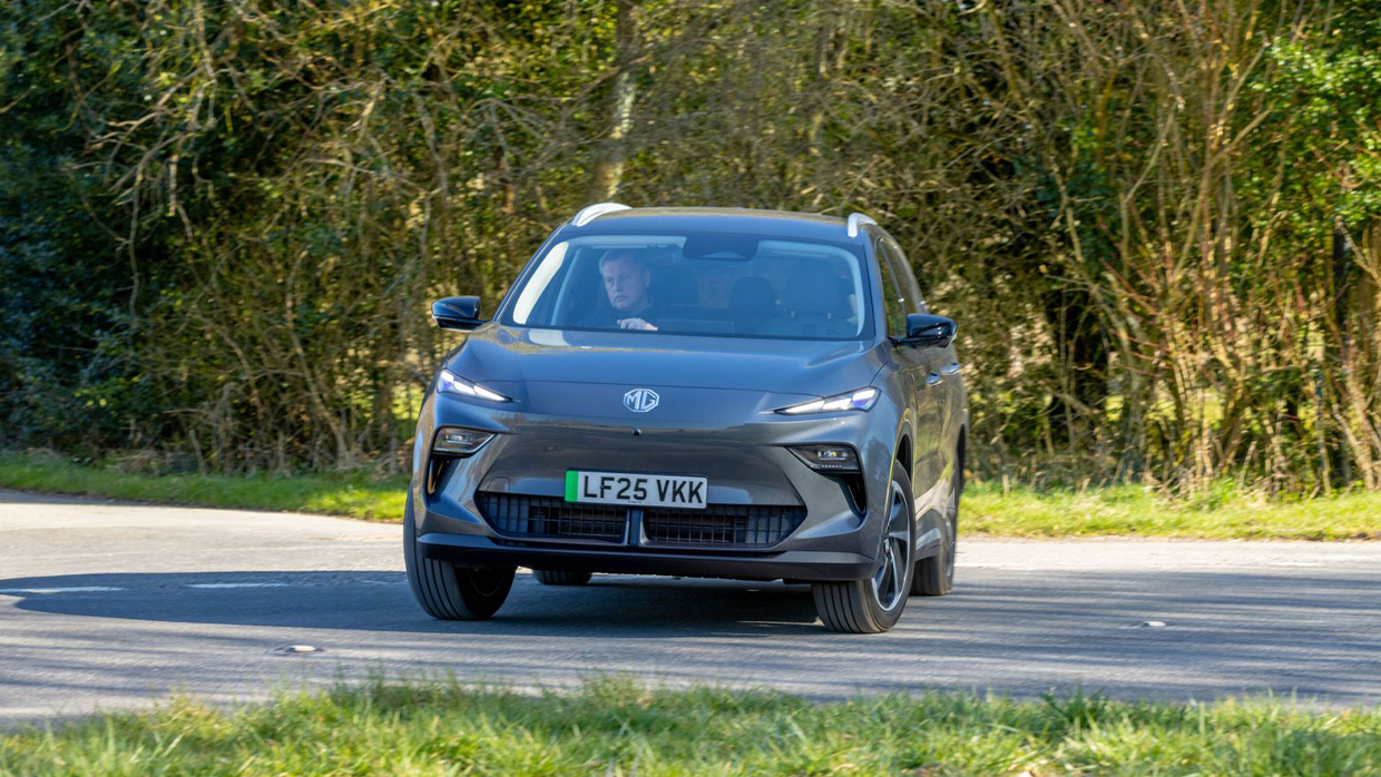 2025 MG ES fully sick skids