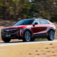 2025-cadillac-lyriq-red-thumb