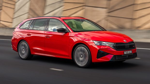 Skoda Octavia RS wagon driving