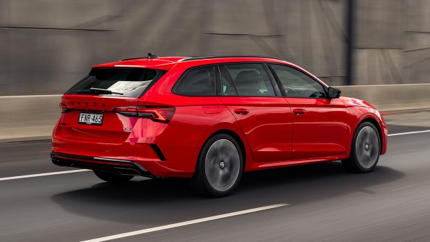 Skoda Octavia RS wagon driving