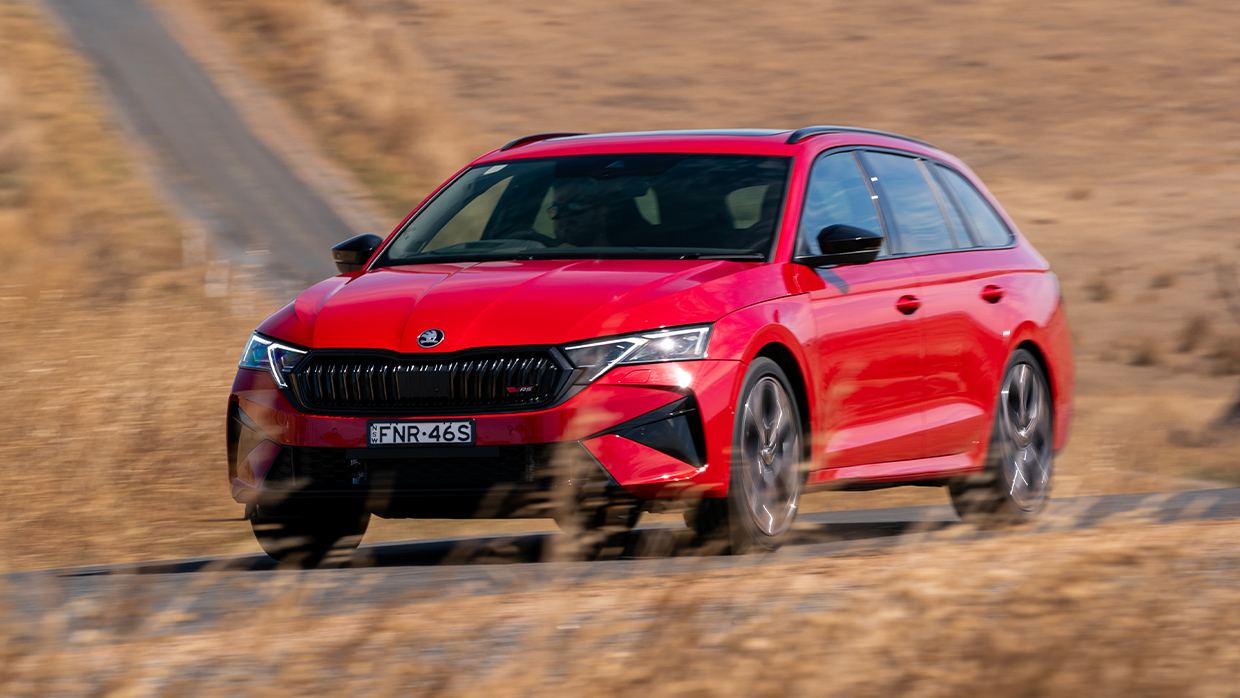 Skoda Octavia RS wagon driving