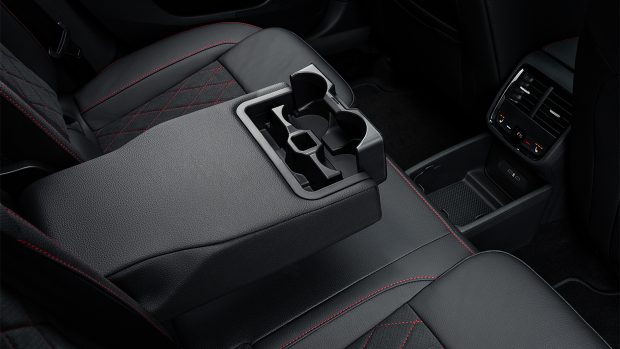 Skoda Octavia RS wagon cup holders