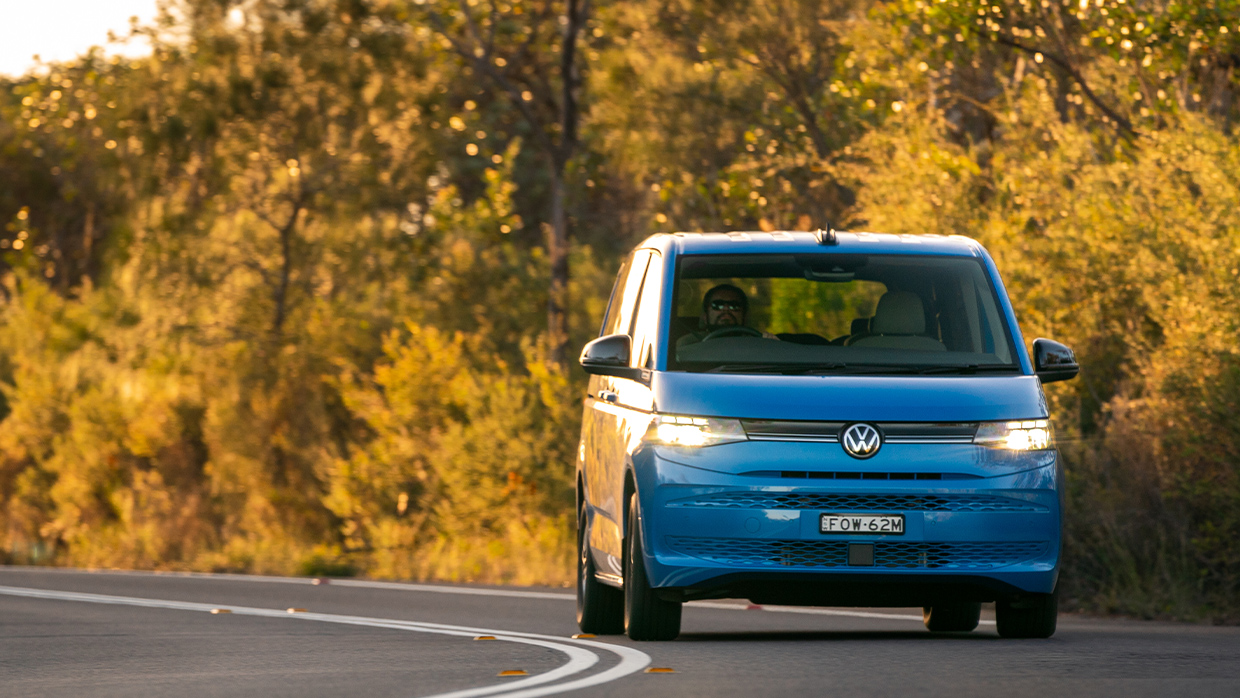 2025 Volkswagen Multivan T7 Medium Blue LWB