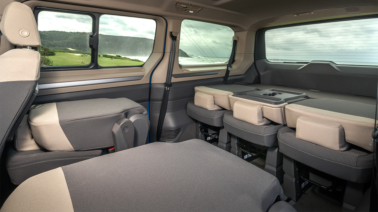 2025 Volkswagen Multivan T7 Medium Blue LWB