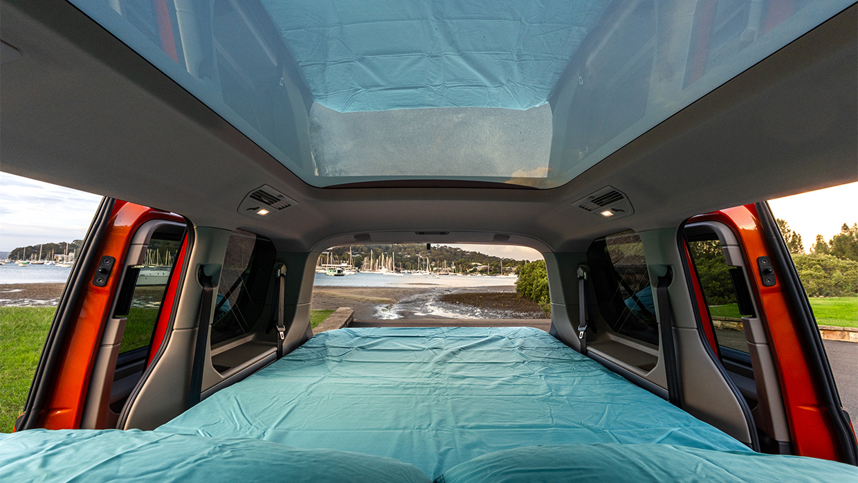 2025 Volkswagen Multivan T7 Energetic Orange SWB