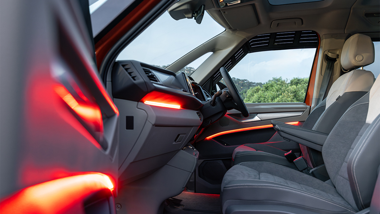 2025 Volkswagen Multivan T7 Energetic Orange SWB