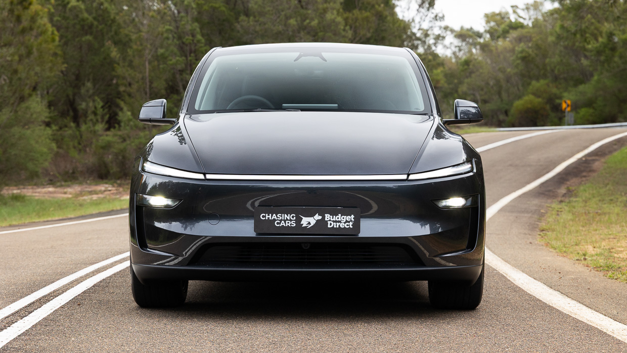 Tesla Model Y 2025 front