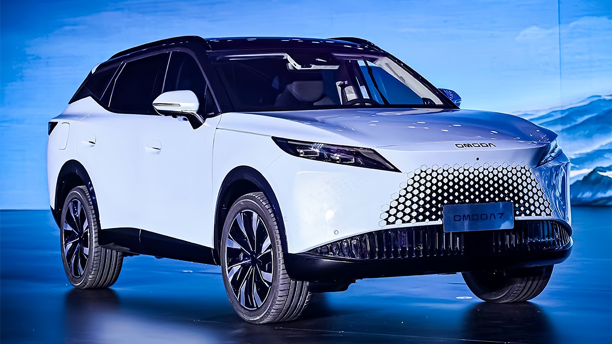 Car news today: New Chery Omoda/Jaecoo BEV and hybrid models revealed, seventh-gen 2026 Subaru Outback unveiled, and more – 17 April 2025 12 Chery Omoda C5